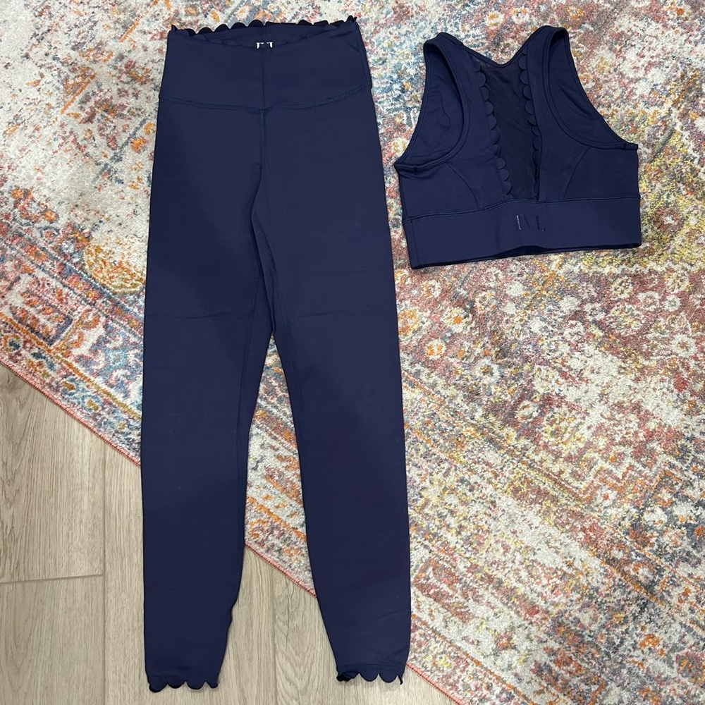 SOLD❌ Women's Navy Blue Activewear Set